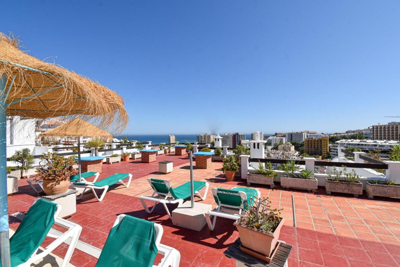 Apartamento Con Amplio Porche Y Bbq Benalmádena Kültér fotó