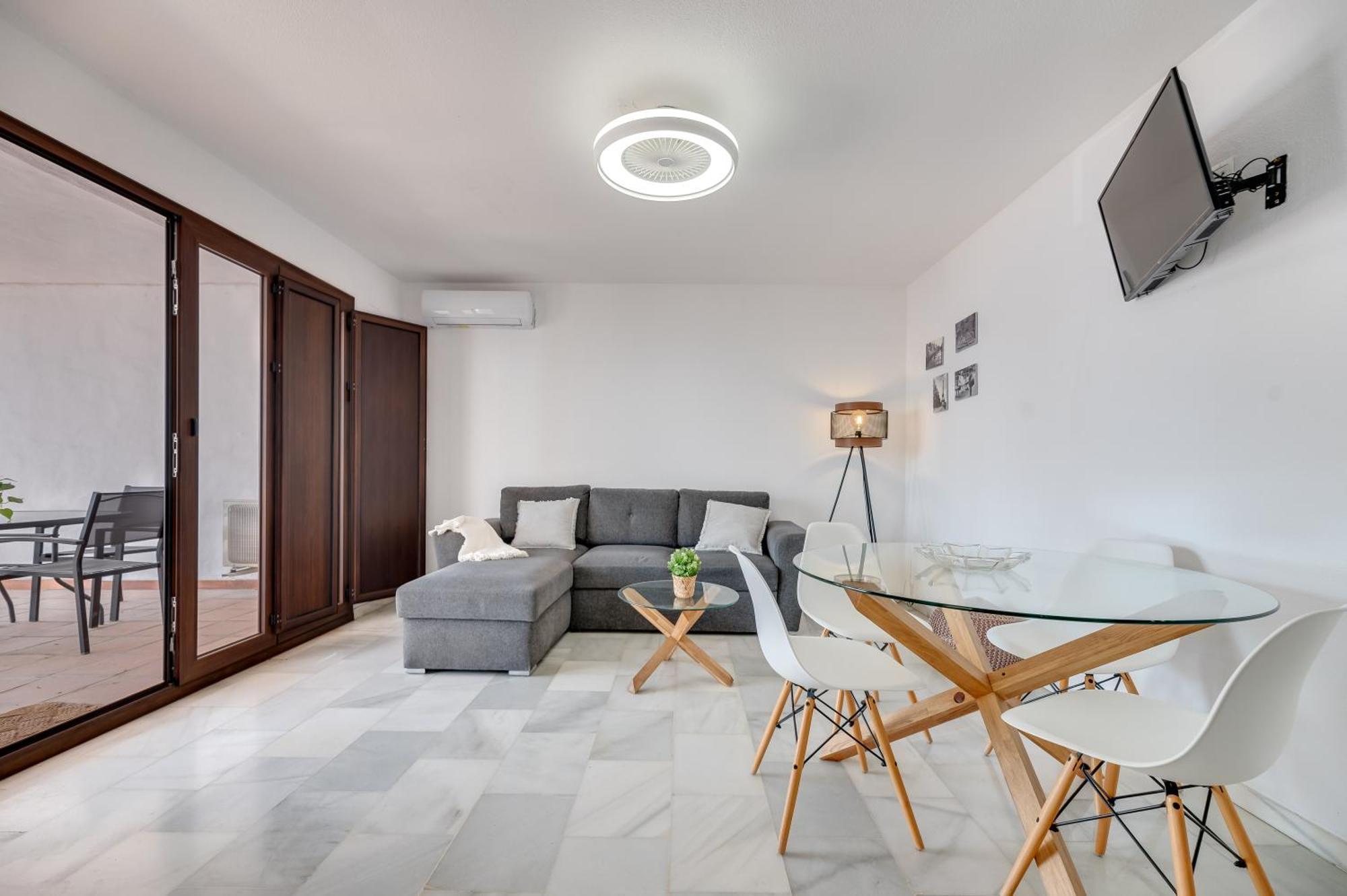 Apartamento Con Amplio Porche Y Bbq Benalmádena Kültér fotó